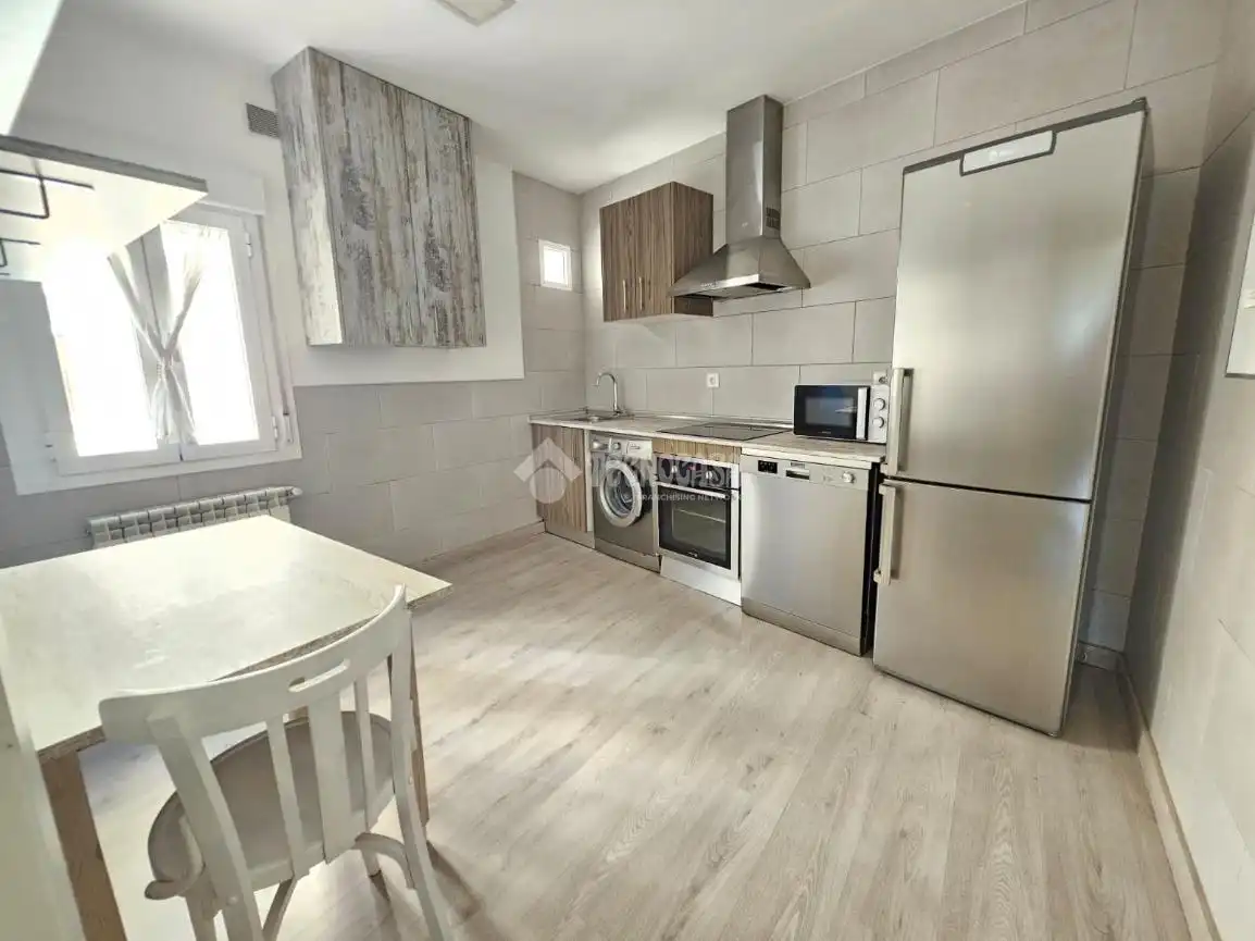 Cocina de Piso en venta en Madrid con Calefacción