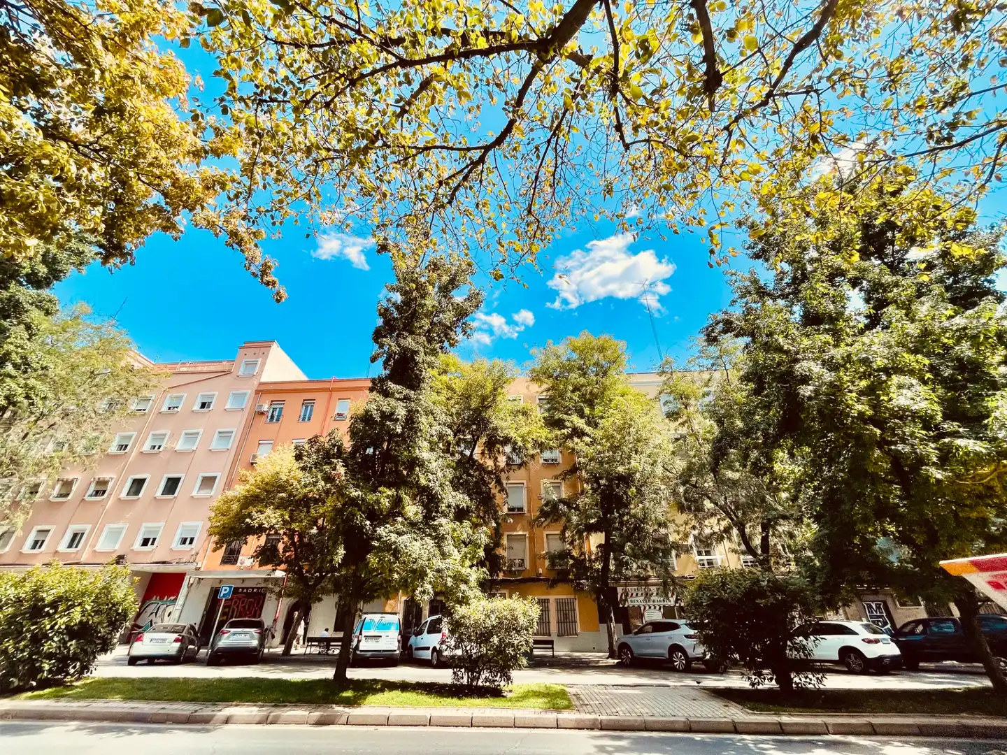 Exterior view of Apartments for rent in Madrid  with Heating, Terrace and Furnished