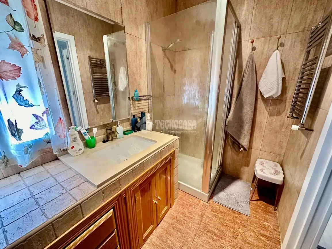 Bany de Casa o xalet en venda en Pioz amb Aire condicionat