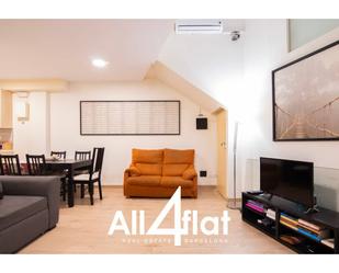 Living room of Flat to rent in  Barcelona Capital  with Air Conditioner, Parquet flooring and Furnished