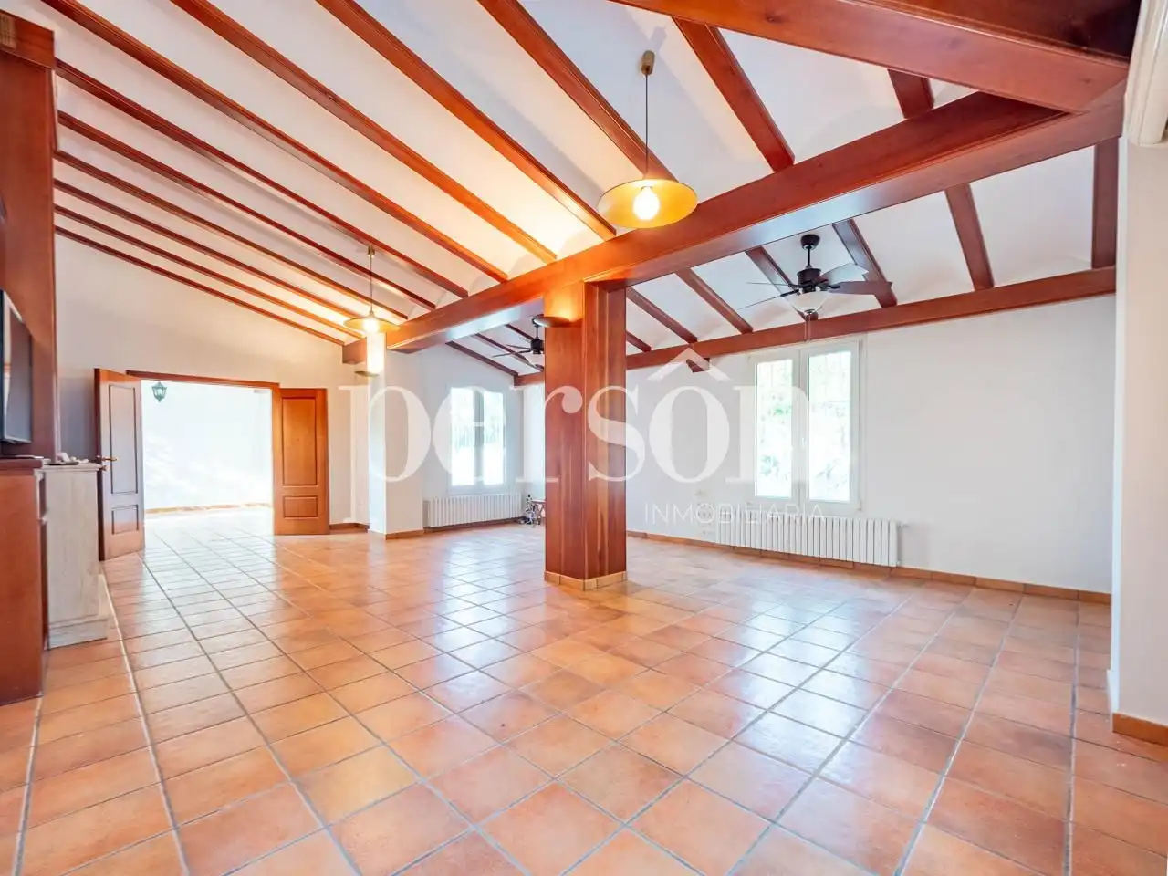 Sala d'estar de Finca rústica en venda en Bétera amb Aire condicionat, Calefacció i Jardí privat