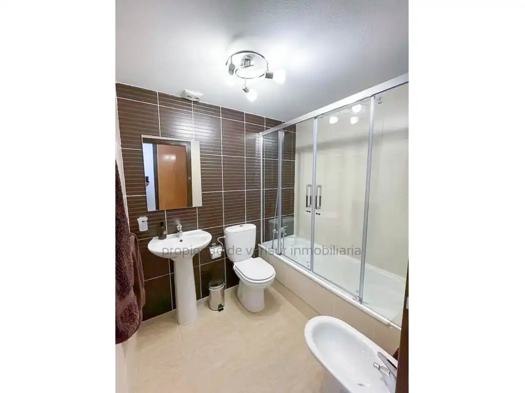 Bathroom of Apartments for rent in Águilas  with Furnished