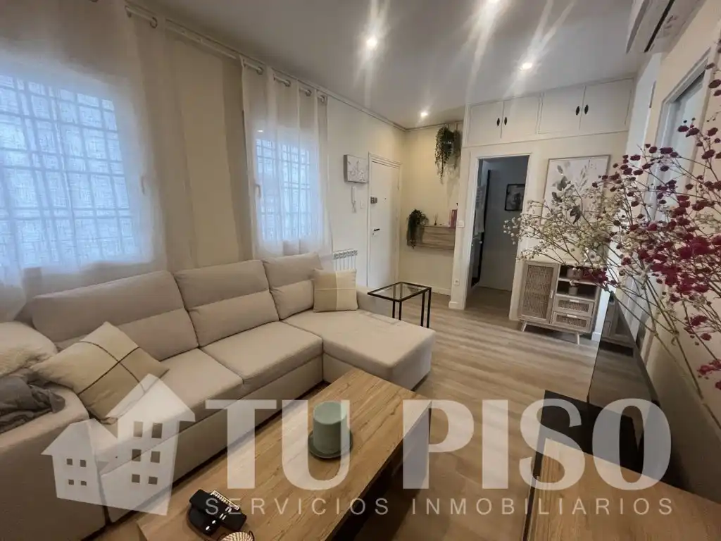 Sala de estar de Piso en venta en Madrid con Aire acondicionado, Calefacción y Amueblado
