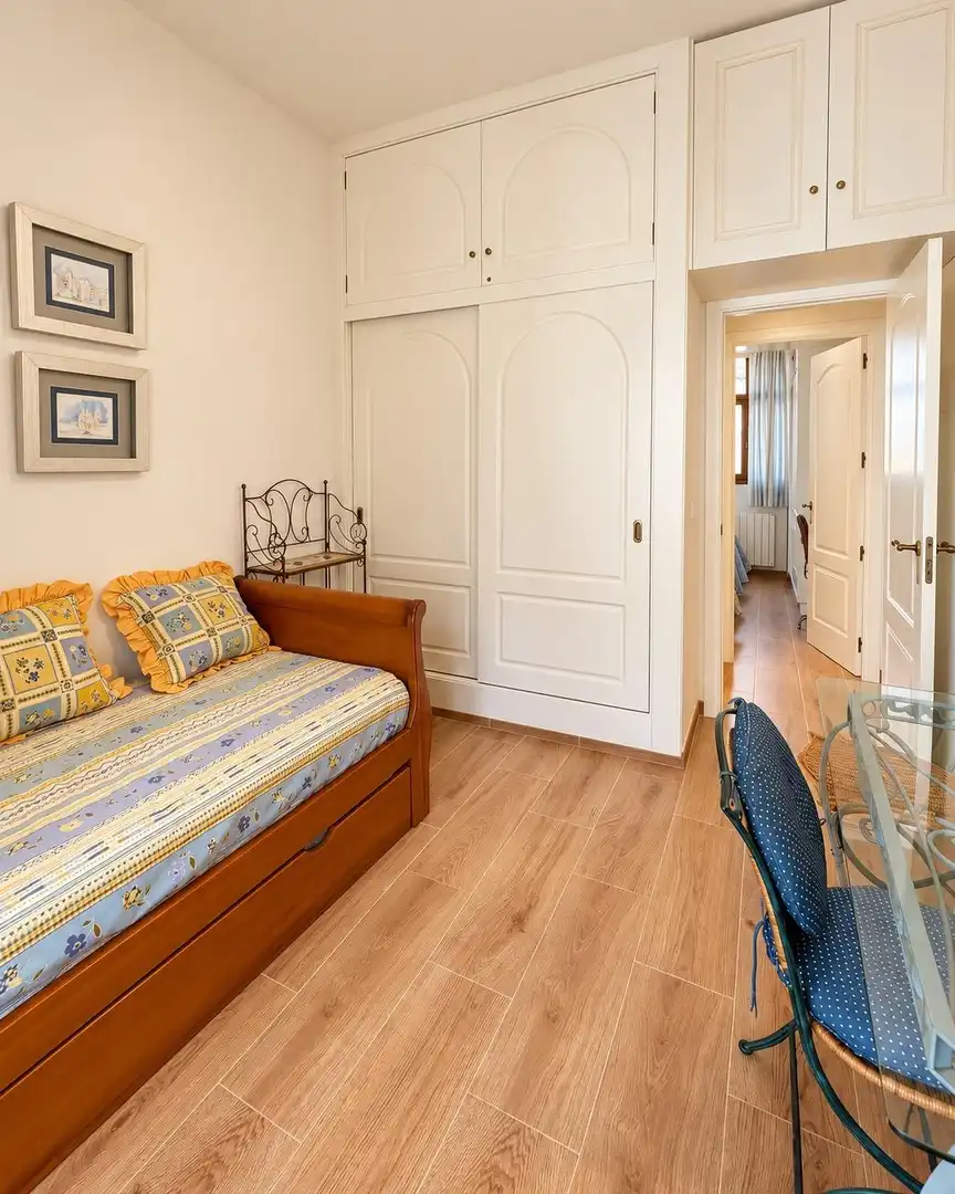 Bedroom of Apartments for rent in Fuengirola  with Air Conditioner, Private garden and Furnished