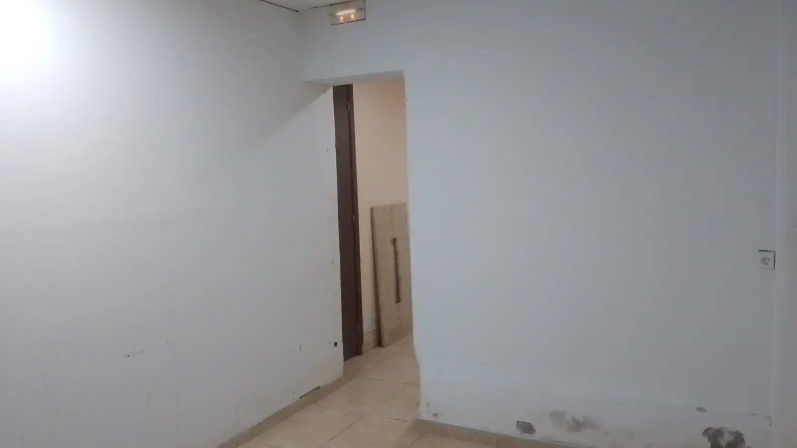 Gewerbefläche zur Miete in Passatge de la Piscina, imagen 6