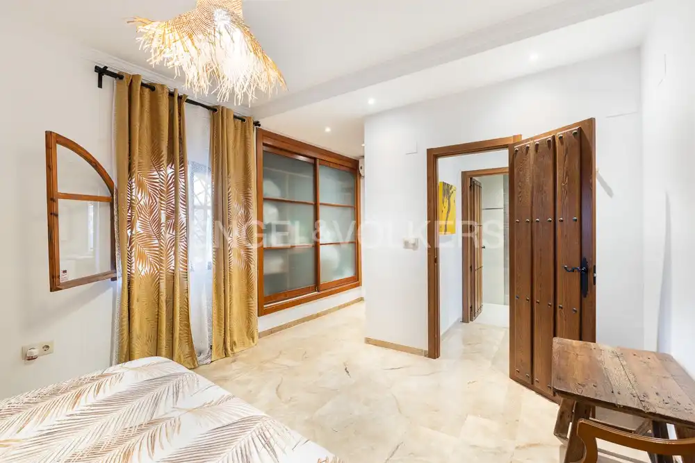 Habitación de Casa o chalet de alquiler en Manises con Aire acondicionado, Calefacción y Jardín privado