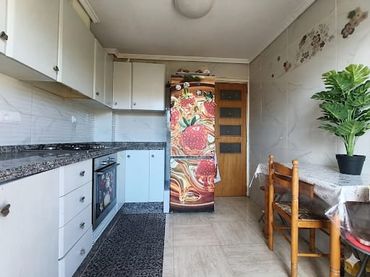 Flat with balcony for sale in Eixample