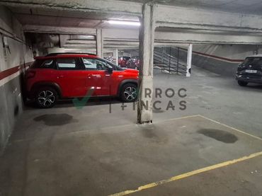 Individual con ascensor en venta en Carrer de Berlín