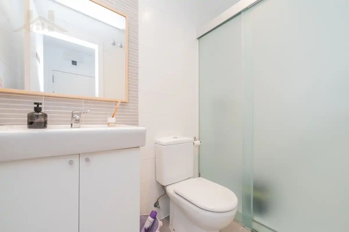 Bany de Loft en venda en San Sebastián de los Reyes amb Aire condicionat i Terrassa