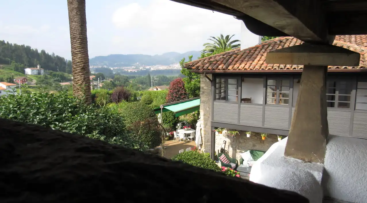 Finca rústica en venda en Pravia amb Calefacció, Jardí privat i Parquet