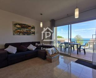 Living room of Flat to rent in Llançà  with Terrace and Swimming Pool