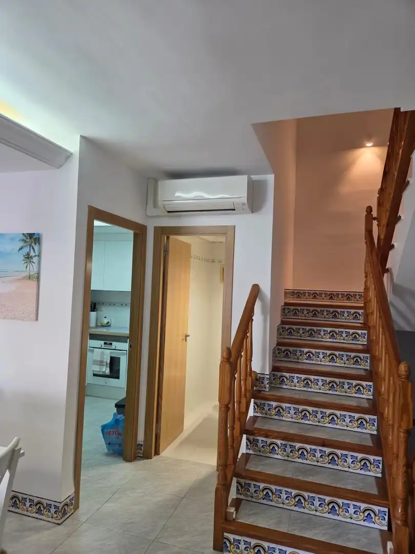 Casa adosada en venta en Sueca con Aire acondicionado, Terraza y Amueblado