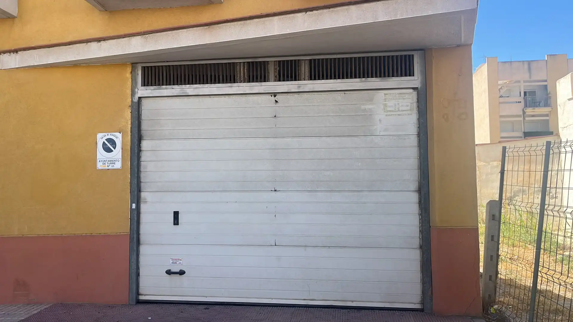 Individual en venda a Avenida de Almeria 62