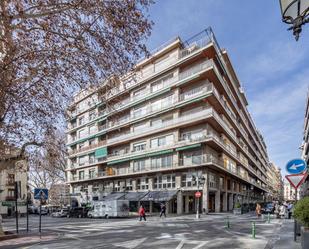 Vista exterior de Pis en venda en  Granada Capital amb Aire condicionat, Calefacció i Terrassa