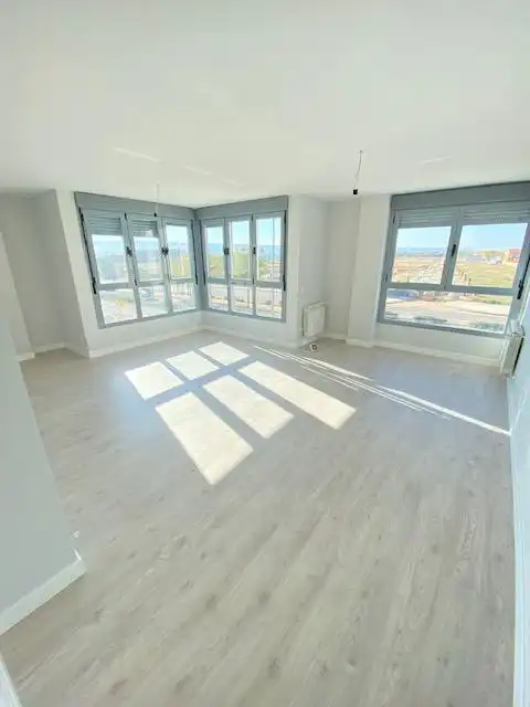 Sala de estar de Piso en venta en Alovera con Calefacción, Trastero y Piscina
