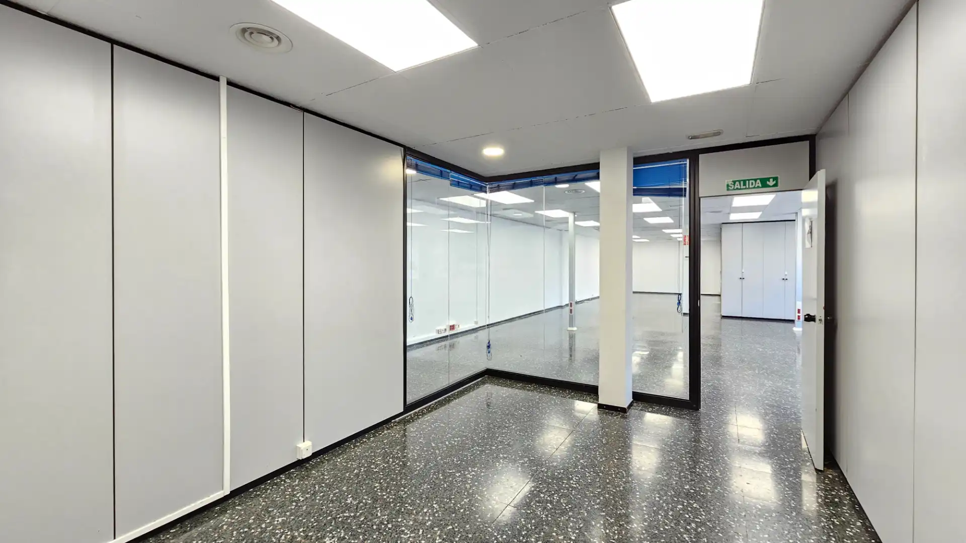 Oficina de alquiler en Barcelona con Aire acondicionado, Calefacción y Terraza