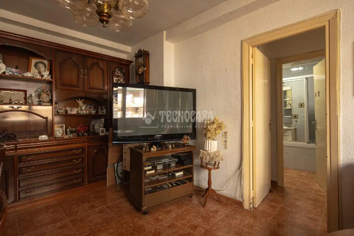 Piso con ascensor en venta en C. Palencia, imagen 4