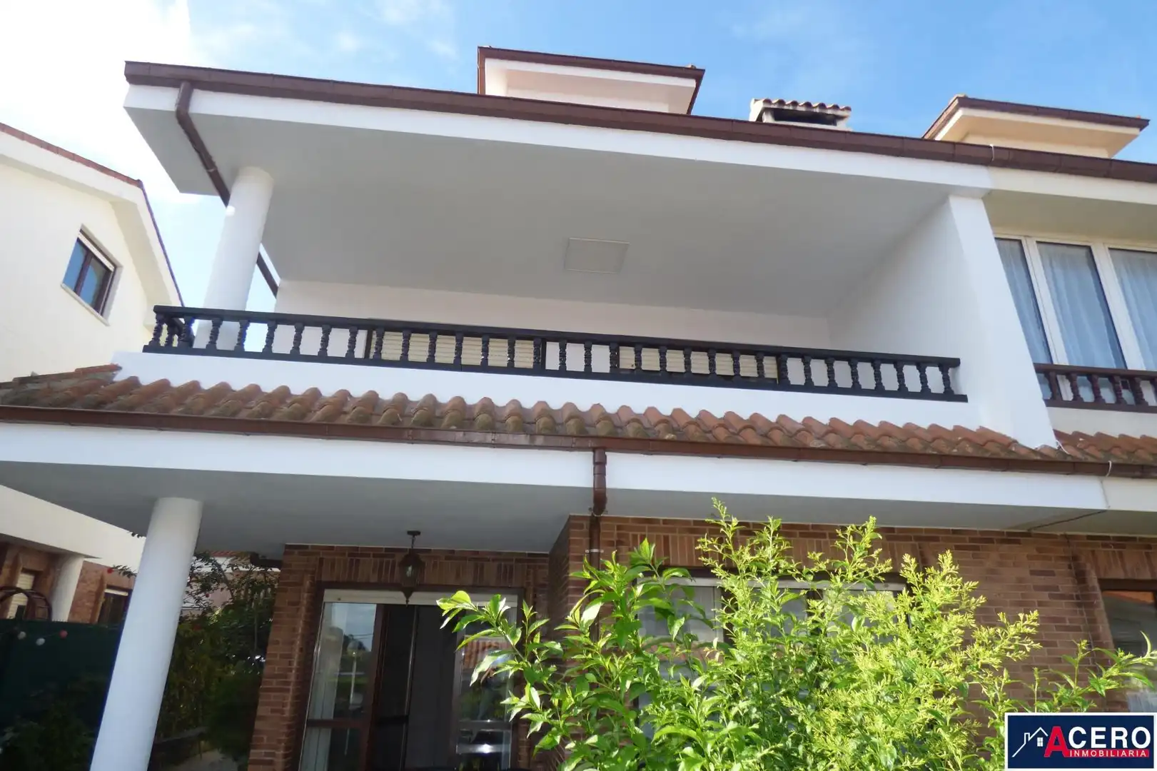 Exterior view of Detached homes for rent in Miengo