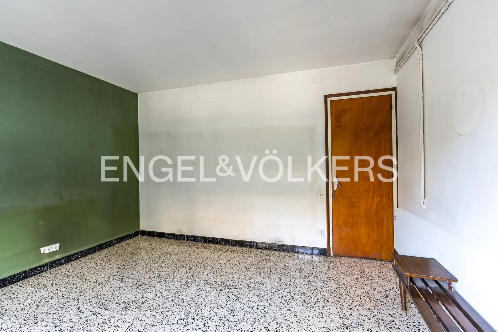 Flat for sale in Tarragona  with Air Conditioner and Heating