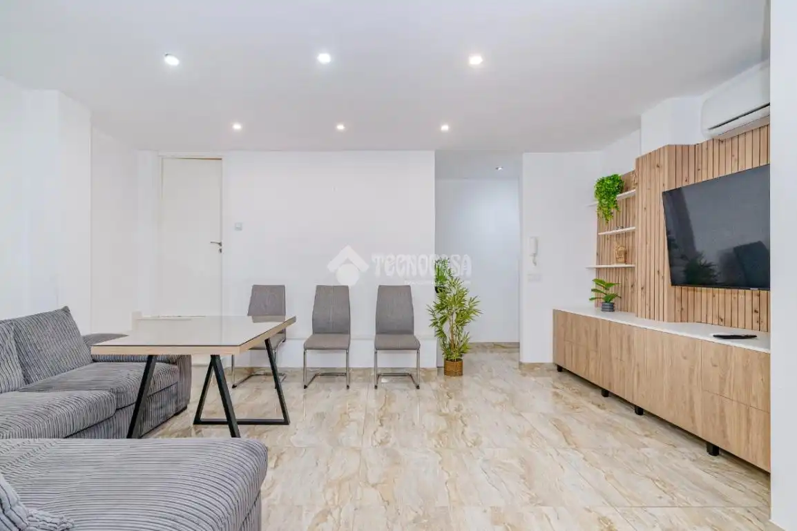Living room of Flat for sale in Lucena  with Air Conditioner
