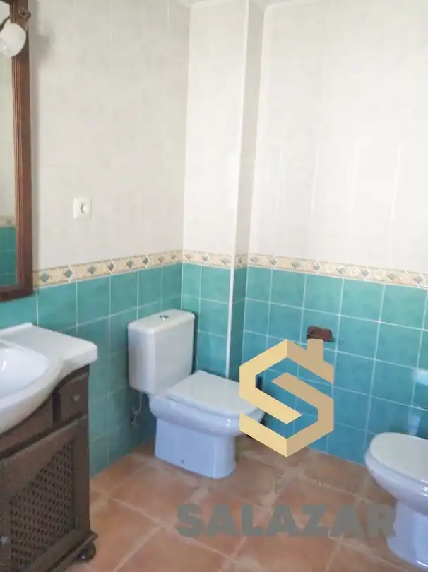 Baño de Piso de alquiler en Loiu con Calefacción y Terraza