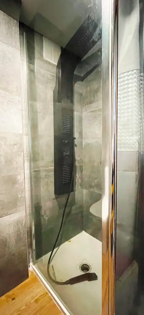 Bany de Casa o xalet en venda en Santa Cruz del Retamar amb Calefacció, Jardí privat i Terrassa