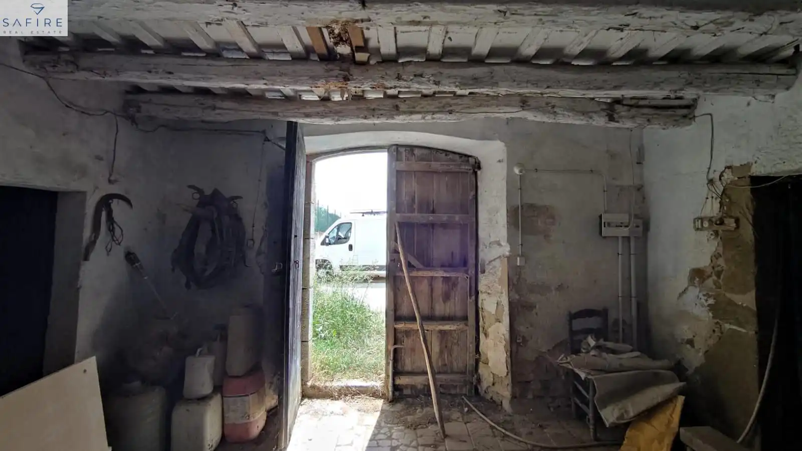 Finca rústica en venda en Aiguaviva amb Traster