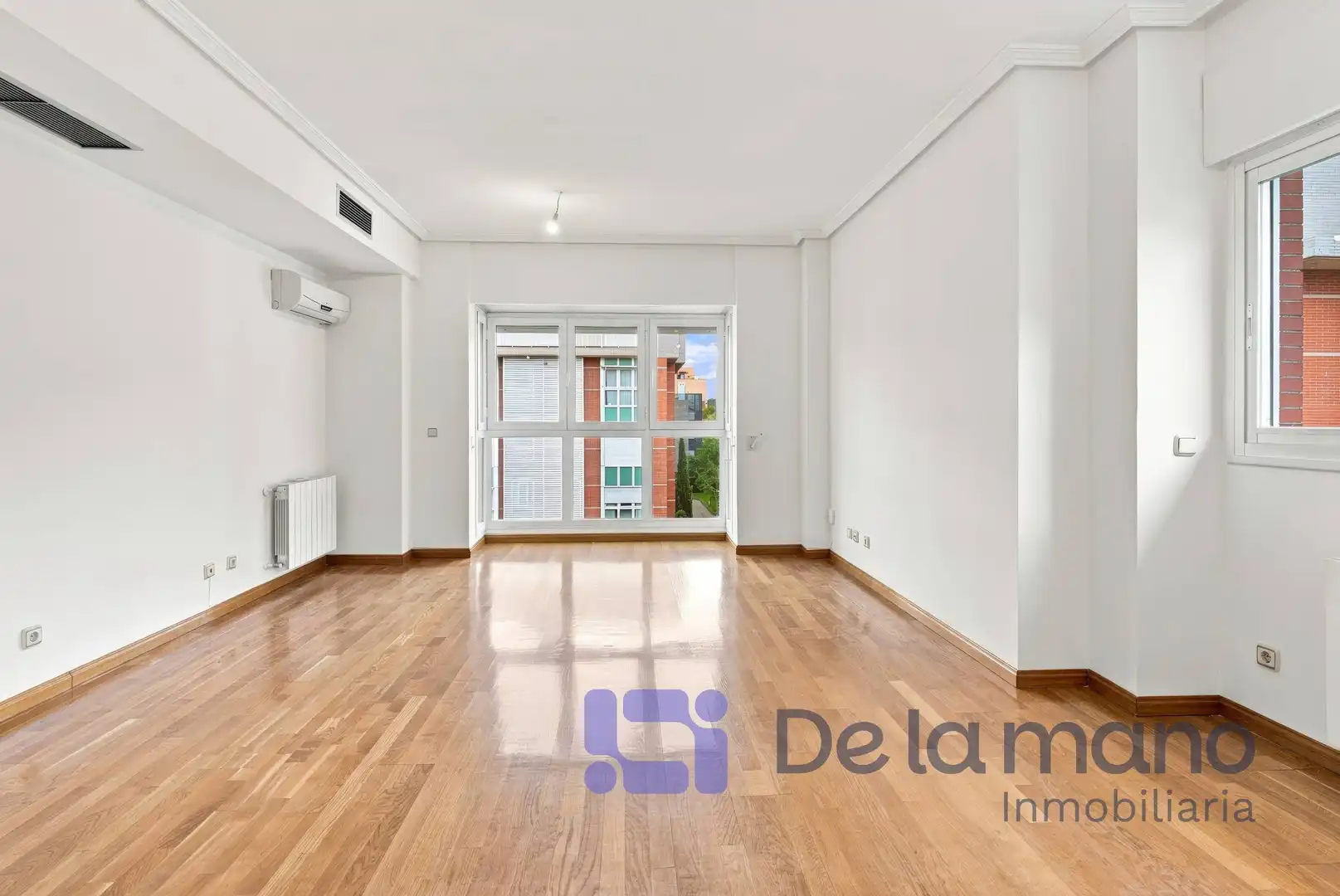 Flat for rent in Avenida TALGO, 89, Aravaca