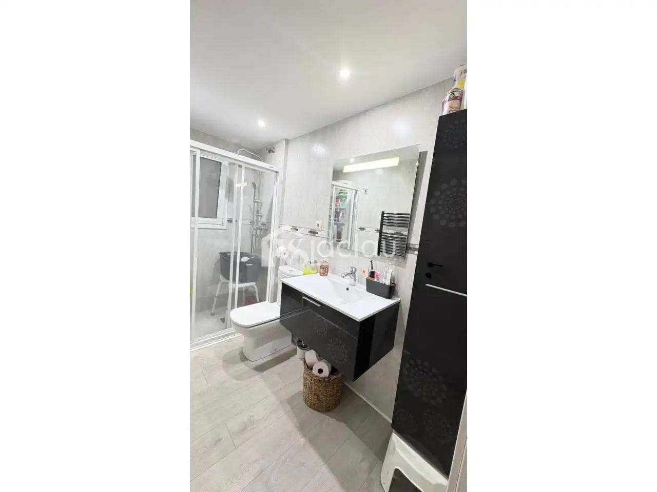 Bathroom of Flat for sale in Esparreguera  with Heating, Parquet flooring and Balcony