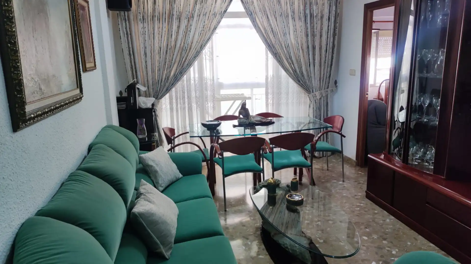 Sala d'estar de Pis de lloguer en Málaga Capital amb Moblat, Rentadora i Microones