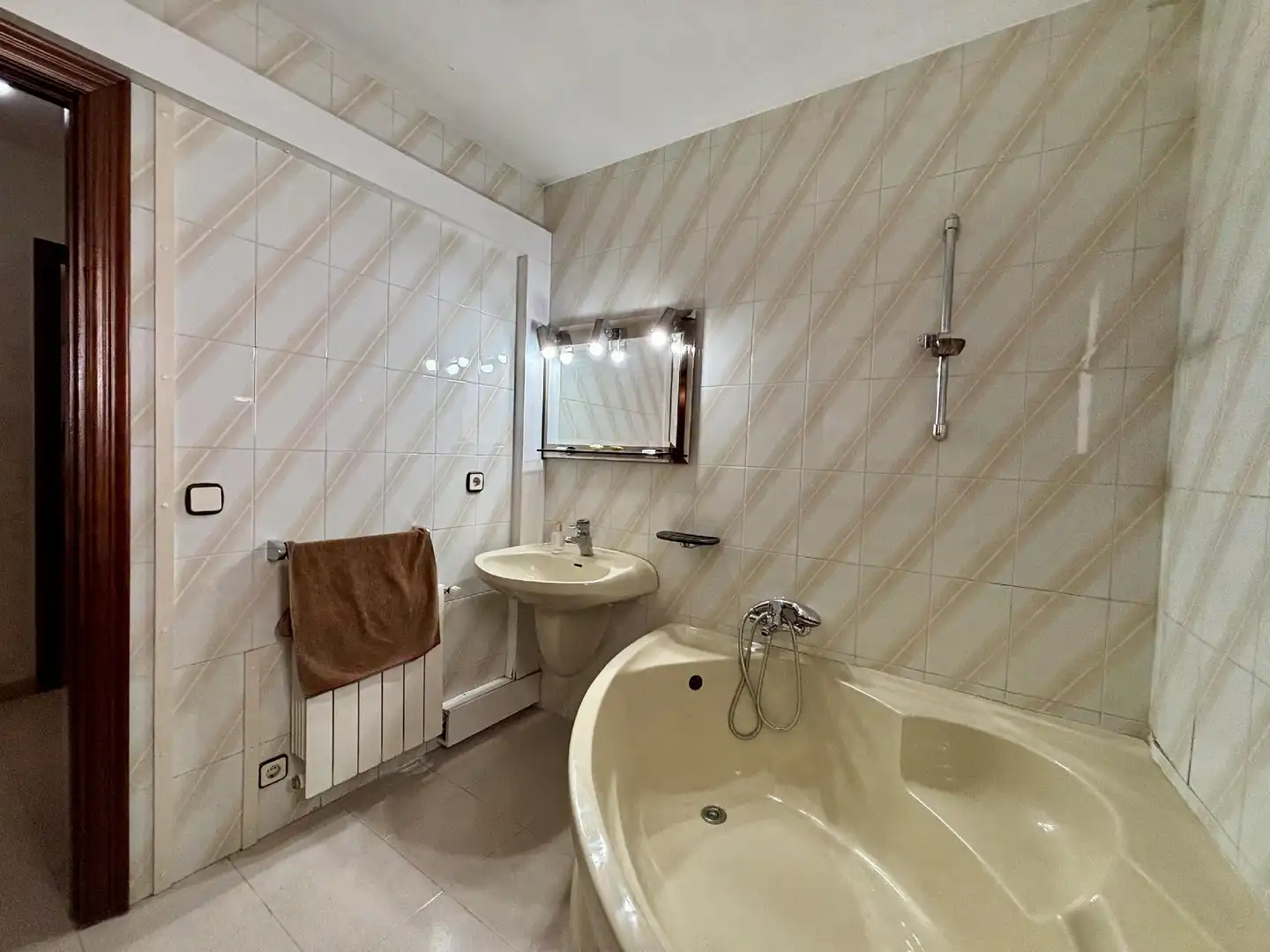 Baño de Ático en venta en Tarragona con Aire acondicionado, Calefacción y Terraza