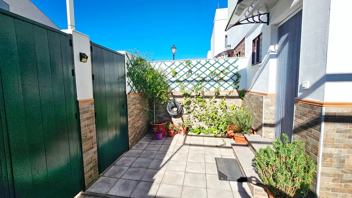 Vista exterior de Casa adosada en venta en Cortegana con Terraza y Trastero