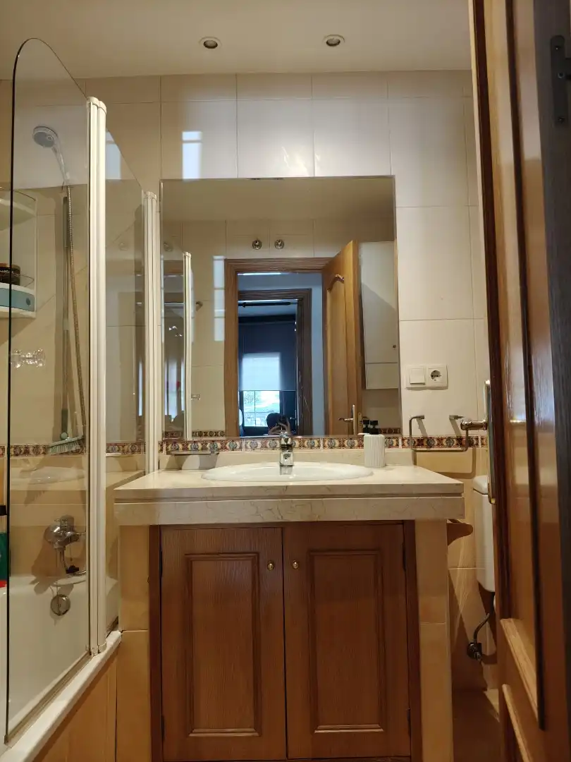 Baño de Piso en venta en Ciudad Real con Jardín privado, Parquet y Piscina