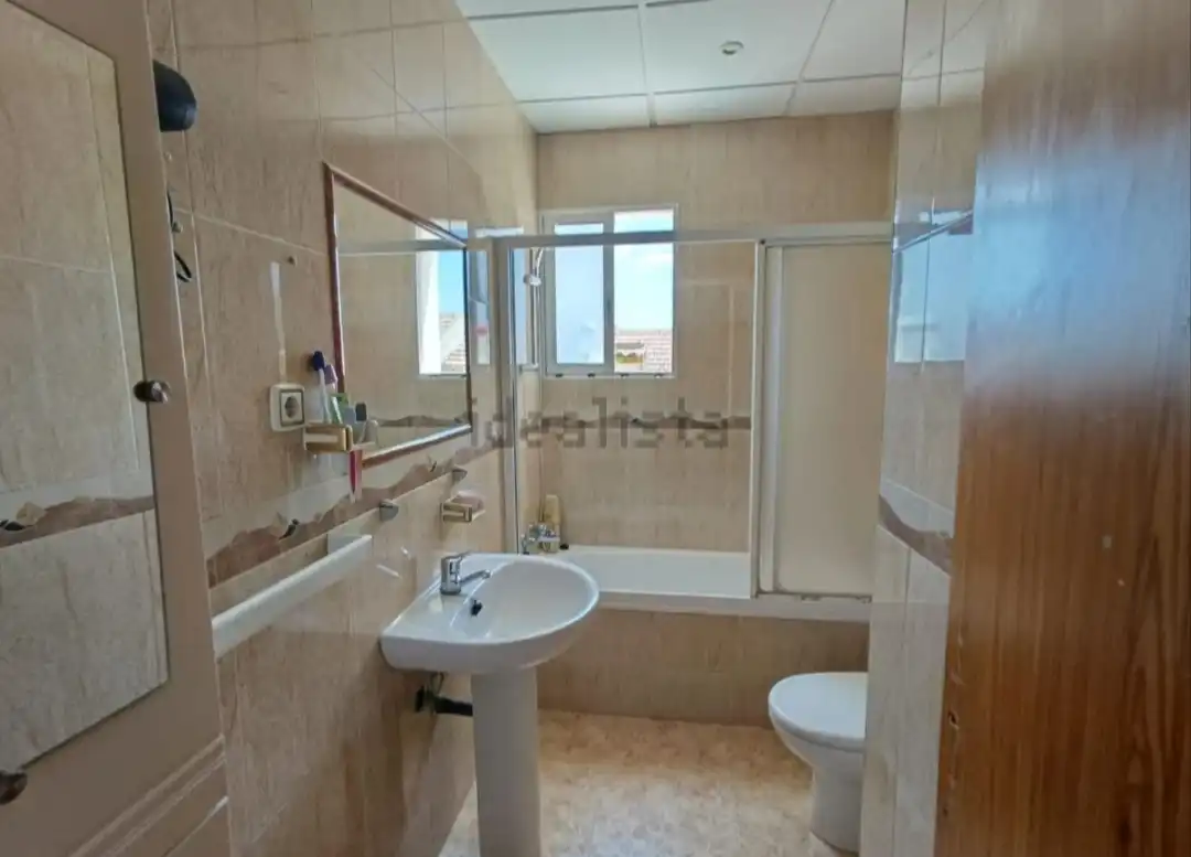 Bany de Casa o xalet en venda en Cartagena amb Aire condicionat, Jardí privat i Moblat