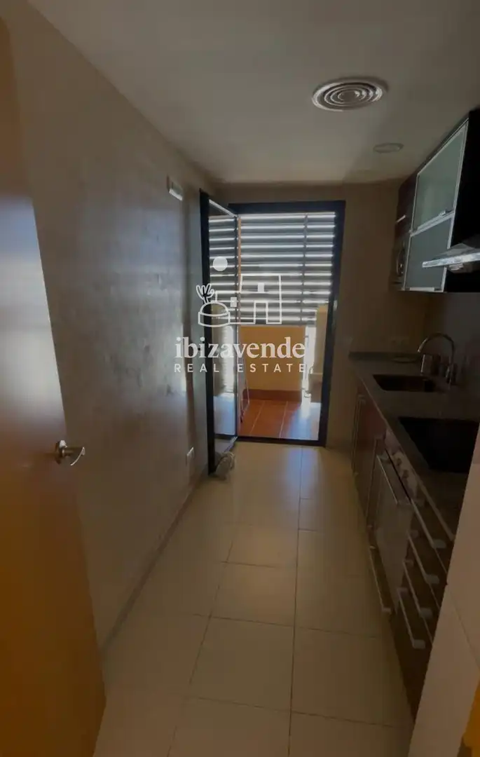 Penthouse with pool to rent in Pere Matutes Noguera, imagen 3