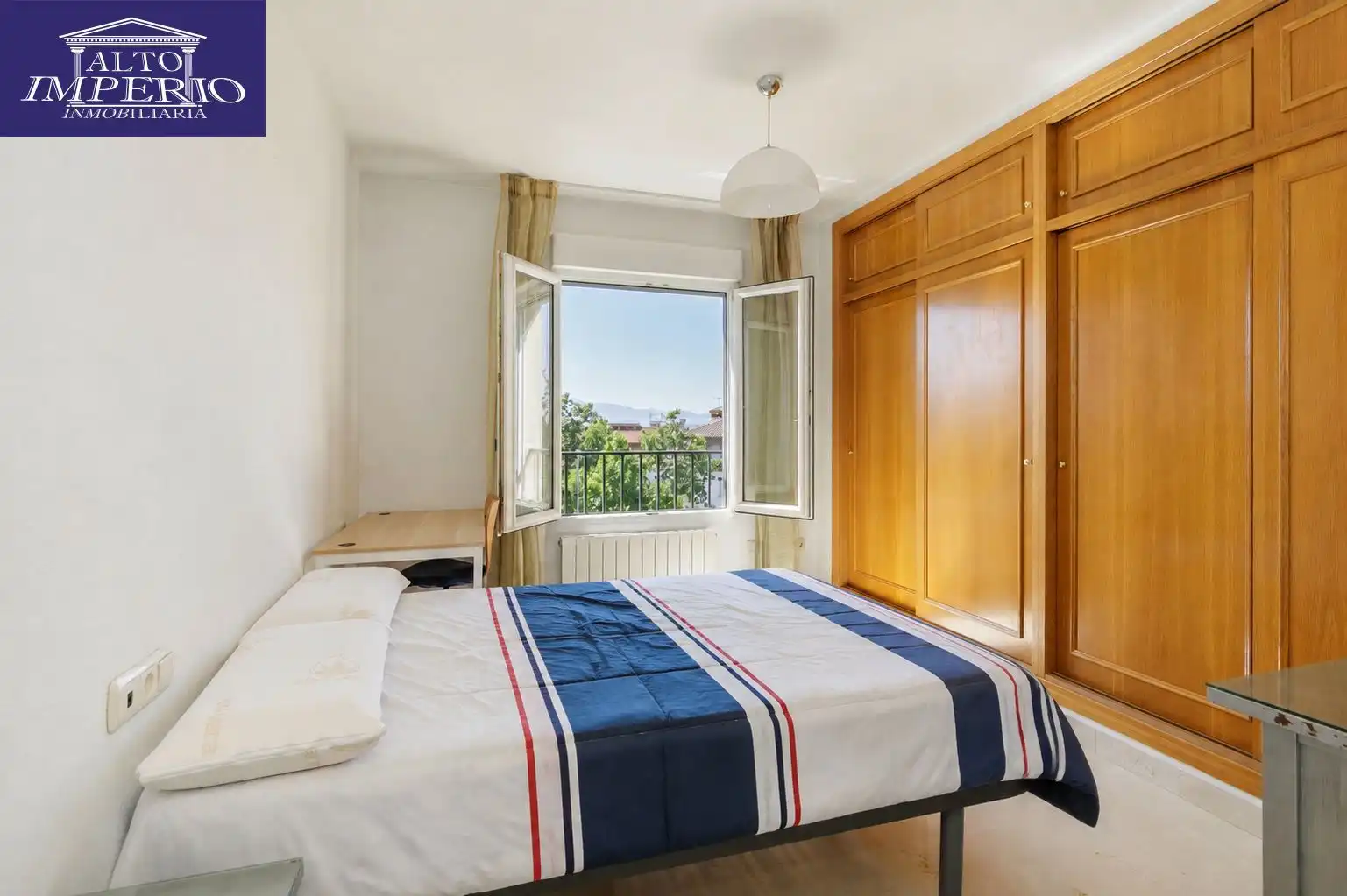 Apartment with pool for sale in 54 Calle Ramón y Cajal #escalera  p3  / 4B, imagen 9
