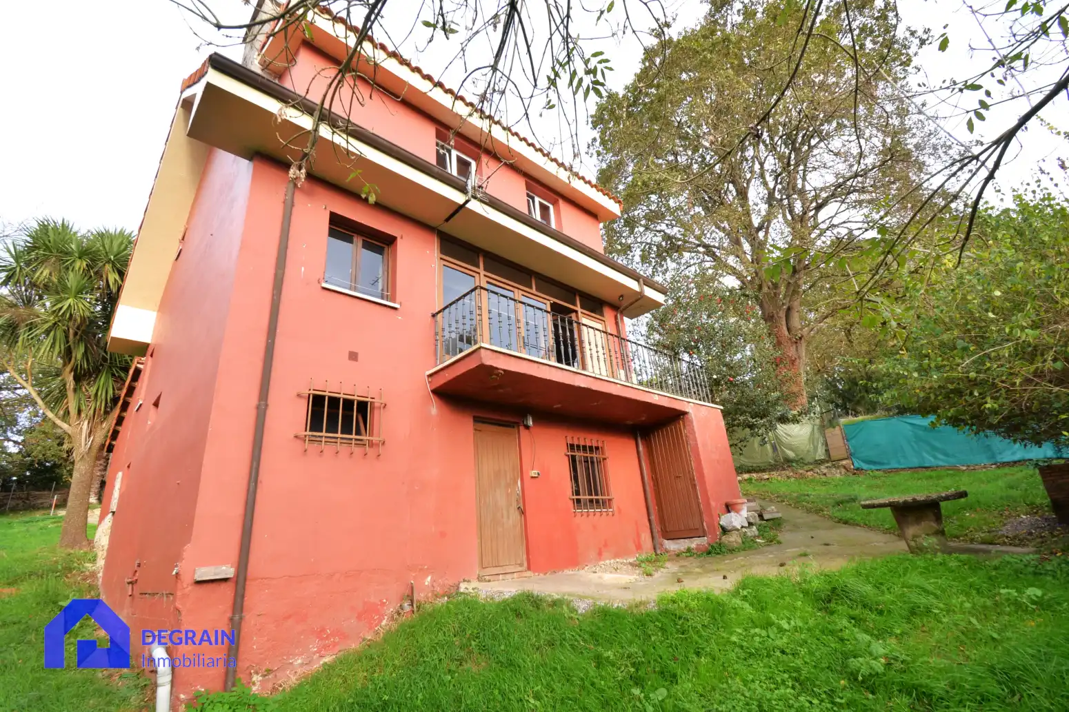Vista exterior de Casa o chalet en venta en Noreña con Calefacción, Jardín privado y Terraza