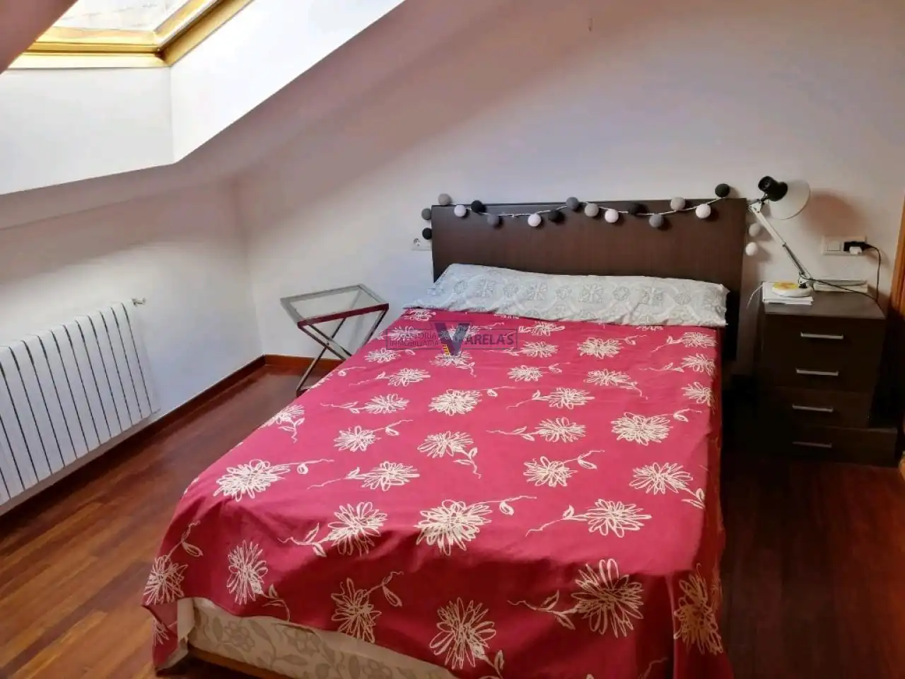 Schlafzimmer von Wohnungen zur Miete in Ourense Capital  mit Klimaanlage, Heizung und Parkett