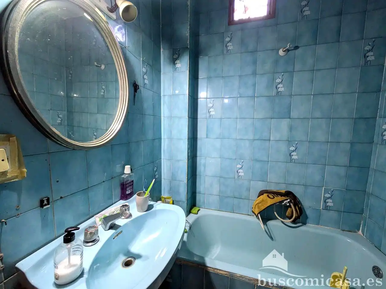 Badezimmer von Erdgeschoss zum Verkauf in Linares