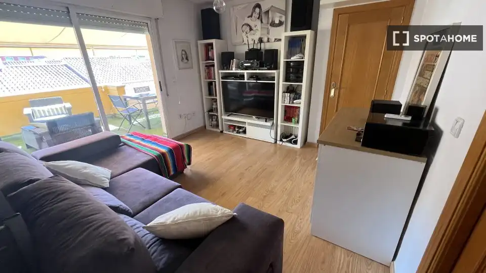Sala de estar de Piso para compartir en Murcia con Aire acondicionado, Calefacción y Amueblado