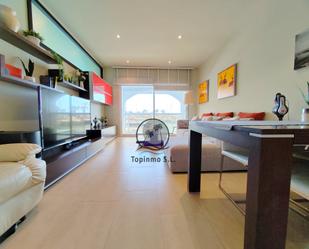 Sala d'estar de Pis en venda en Benalmádena amb Aire condicionat, Moblat i Rentadora