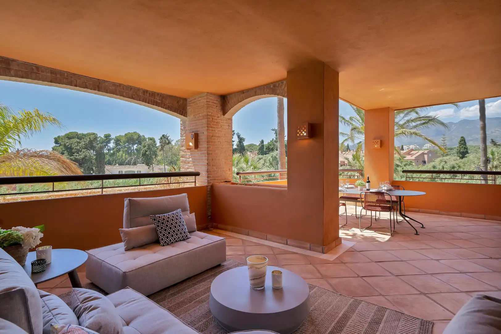 Terraza de Apartamento en venta en Marbella con Aire acondicionado, Calefacción y Jardín privado