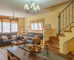 Living room of Flat for sale in Grajera