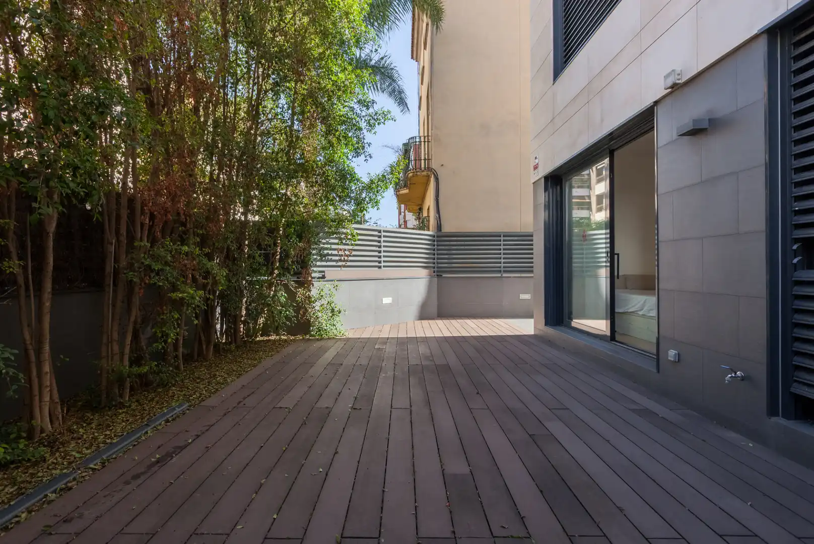 Erdgeschosswohnung mit Garten zur Miete in Carrer de Dalmases, imagen 18