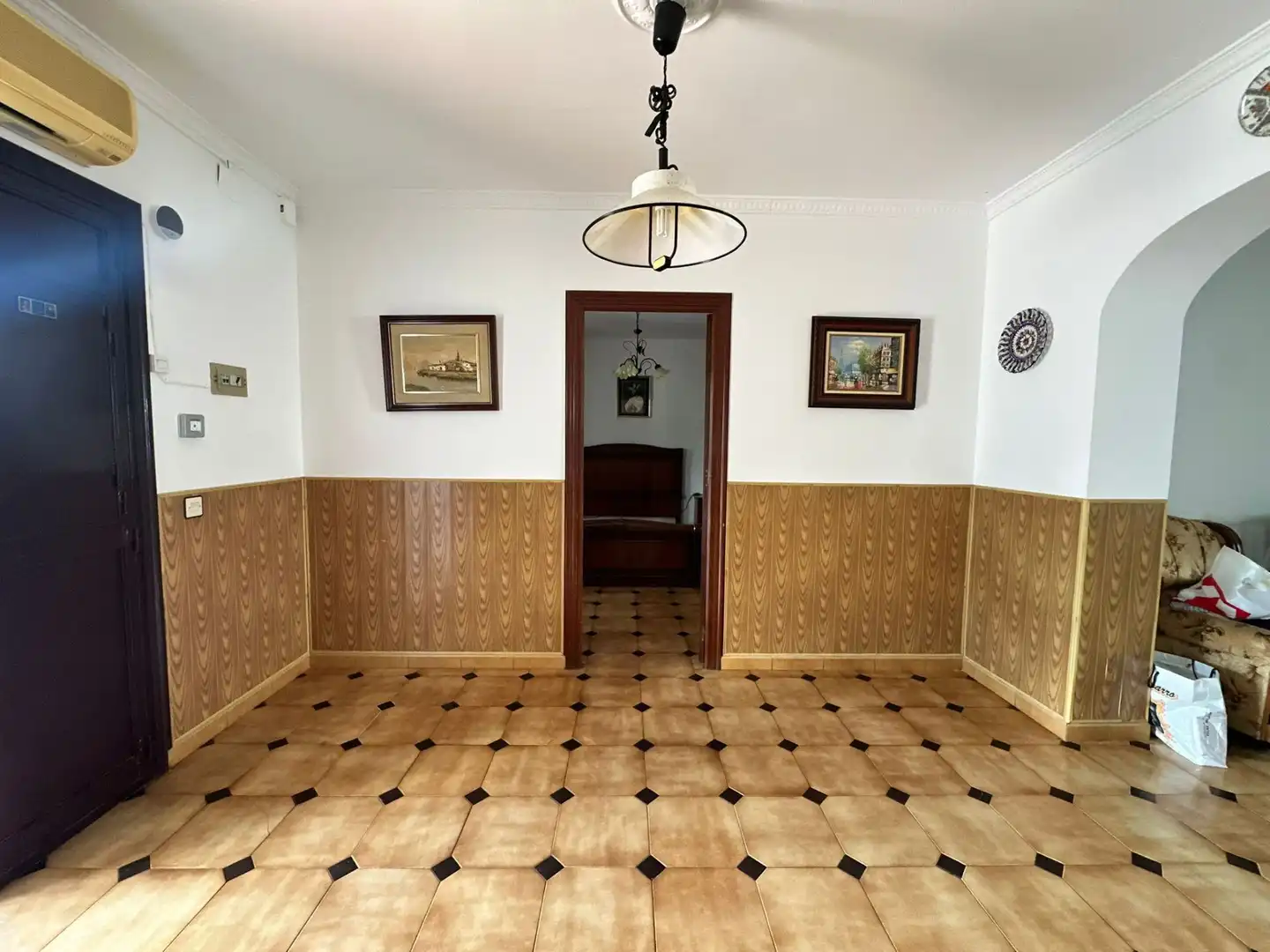 Menjador de Casa o xalet en venda en Vélez-Málaga amb Aire condicionat, Jardí privat i Traster