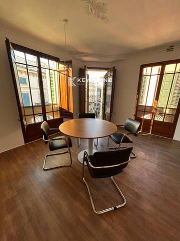 Oficina en Alquiler en Plaza d'en Coll en Cort