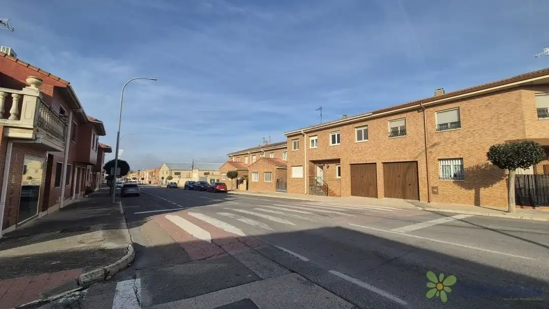 Exterior view of Houses for sale in Fustiñana  with Air Conditioner, Heating and Private garden