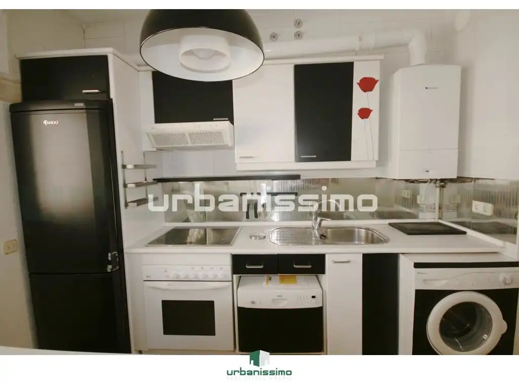 Apartament de lloguer a Esperanza Sánchez Carrascosa, Valdeacederas