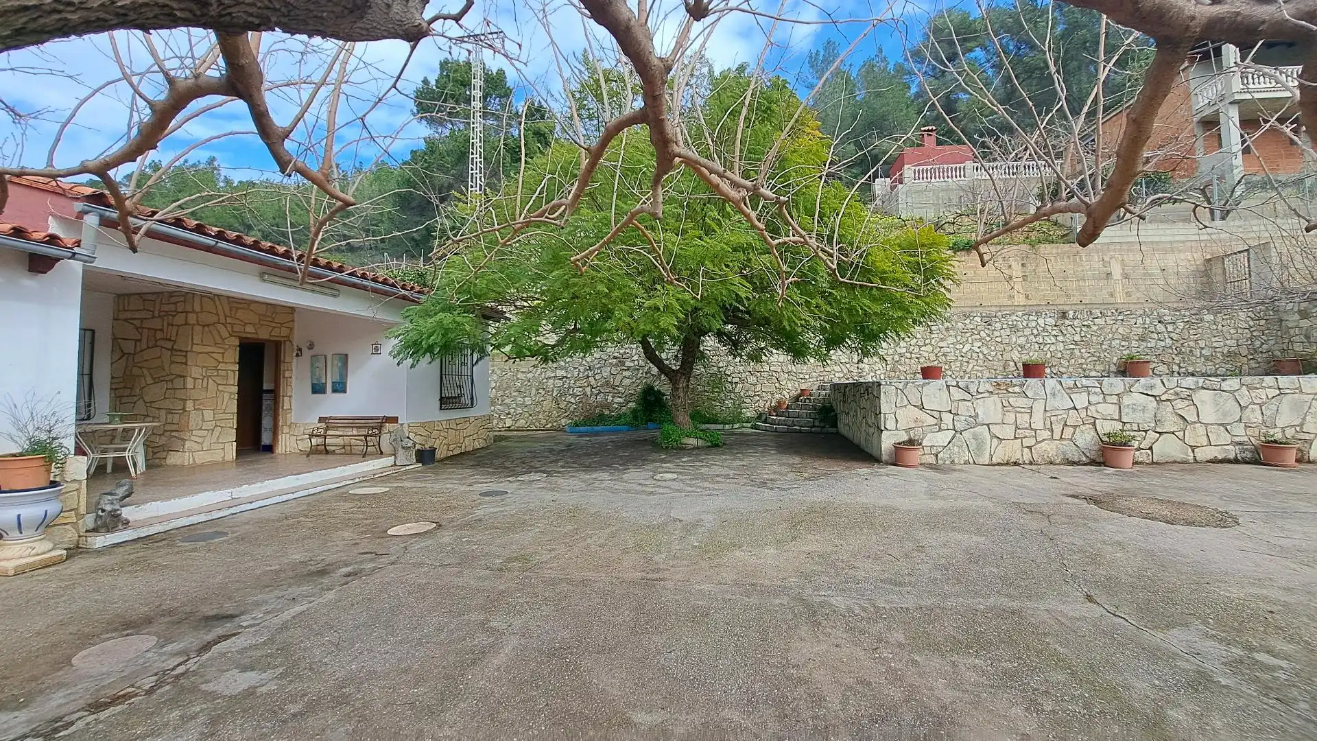 Exterior view of Houses for sale in Alzira  with Terrace, Storage room and Swimming Pool