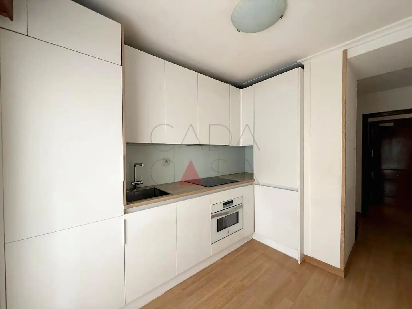 Appartamento con balcone in vendita a Avenida Justina Berdía, imagen 8